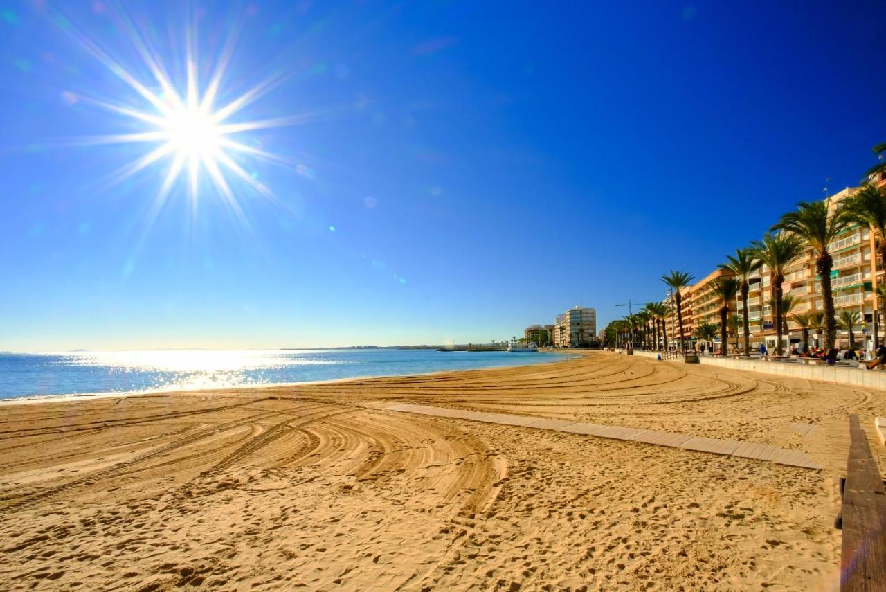 Holiday Royal Suite Concordia Torrevieja Exterior photo