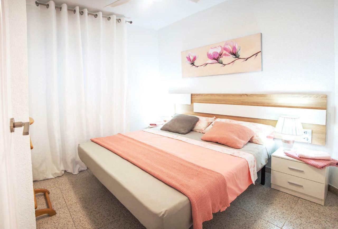 Holiday Royal Suite Concordia Torrevieja Exterior photo