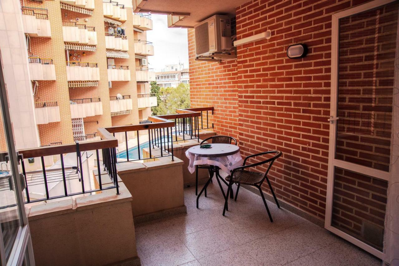 Holiday Royal Suite Concordia Torrevieja Exterior photo